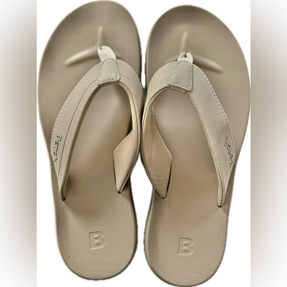 Bench Shoes - Beige Women's Comfort Flip Flops